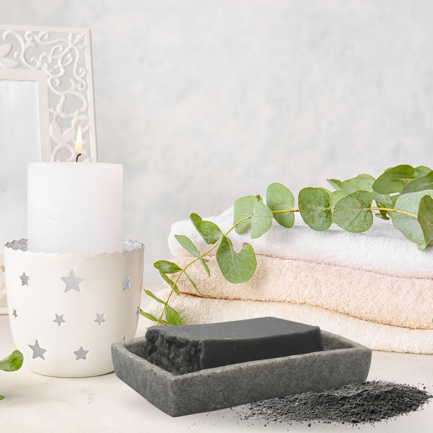Sapun de casa natural exfoliant cu ulei de masline si praf de carbune
